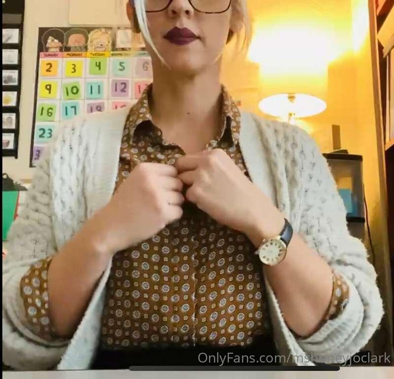 More naughty school stuff. I know you guys love this. Tip $5..