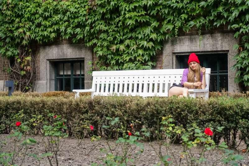 Does this hat make me look like a garden ornament, or maybe ..