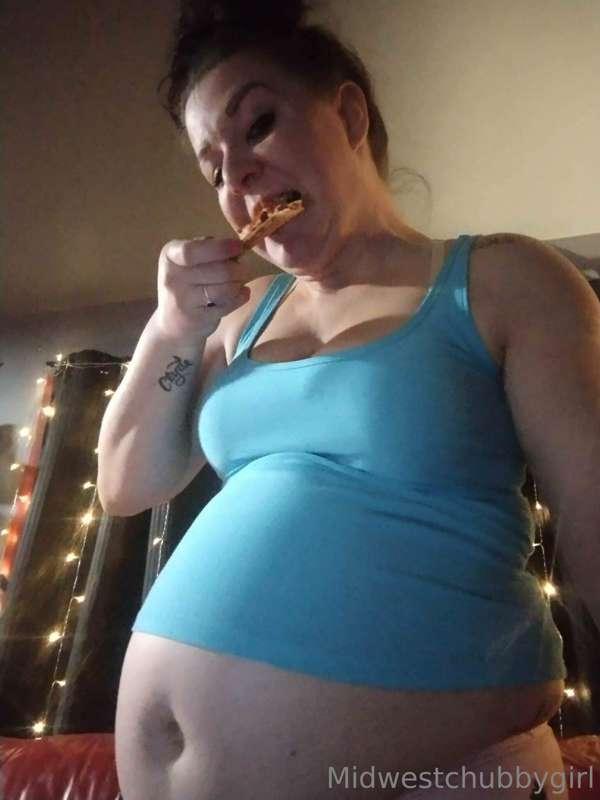 midwestchubbygirl image #0