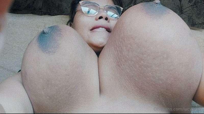 lucysanx image #0