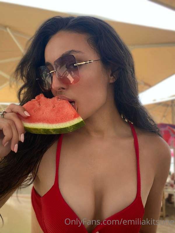 I love everything that has juice💦 today is watermelon.. do y..