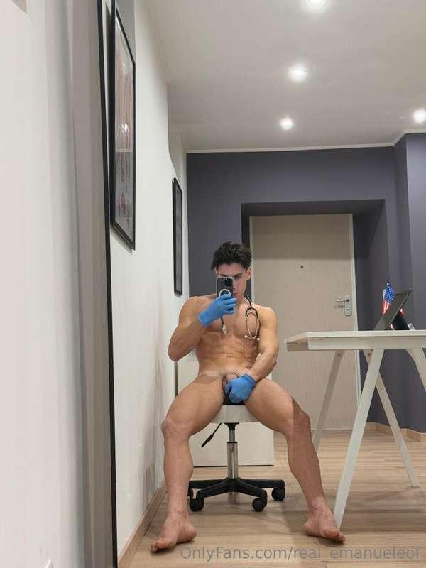 Seems like you woke up with a soar throatLet me take care of..