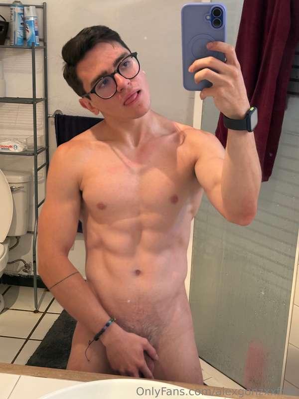 Get me horny 🔥