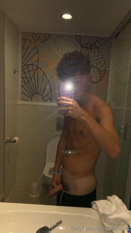 2_hotlads image #0
