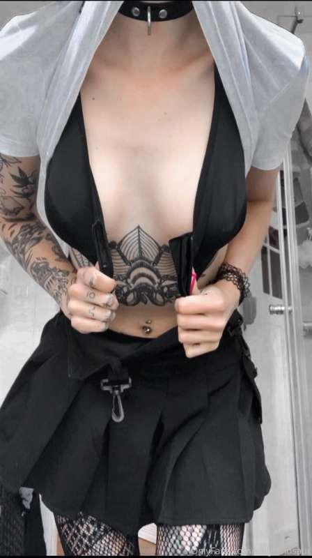 Don’t mind bruising, swelling or imprints of the bra 🙈 so yo..
