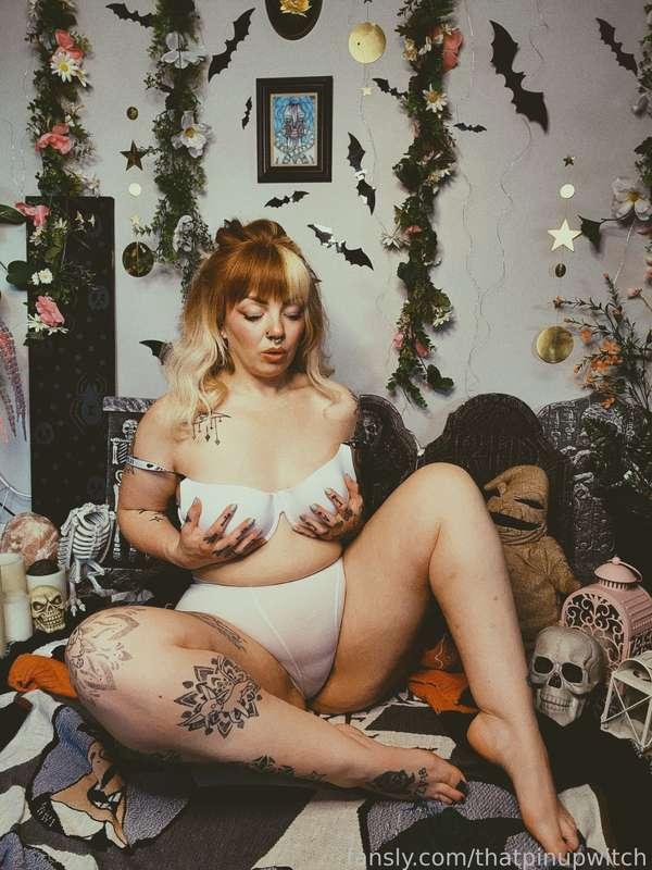 thatpinupwitch image #9