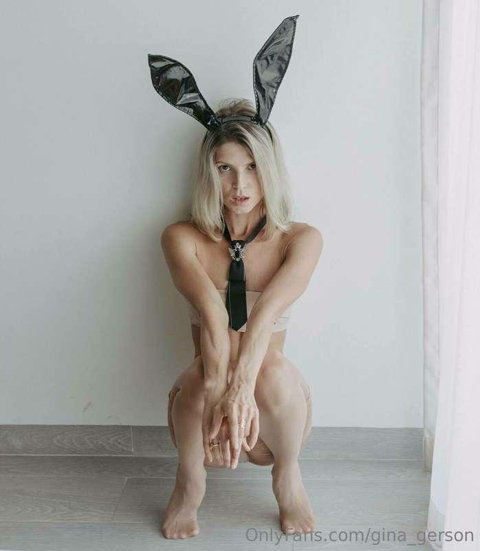 This bunny needs her honey. ✨💦Let's do the Live Stream.🐾🔞 Ti..