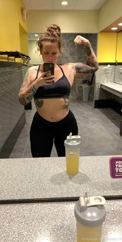 Do you like seeing my workout pics?