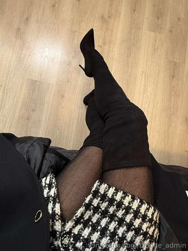 I'd be waiting for you with my legs crossed :p