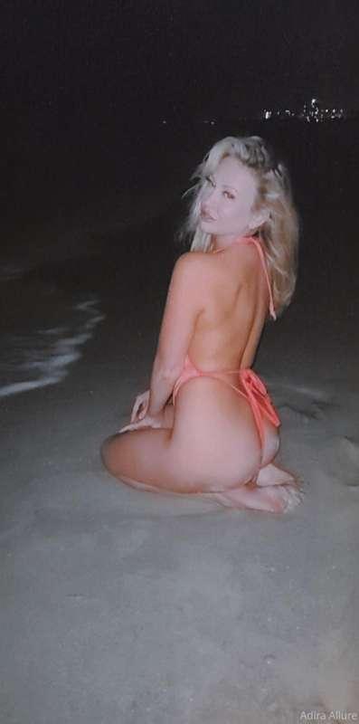 did you spot LA's finest at the beach? xoxo