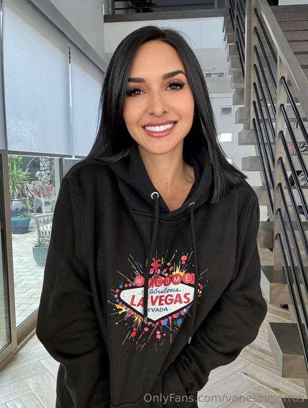 Finally got to wear a hoodie in Vegas 🥶❄️💜