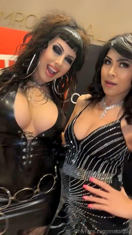 AVN 2025 fan favorite Domme nominee @misslunaluxxx @mssaigon..