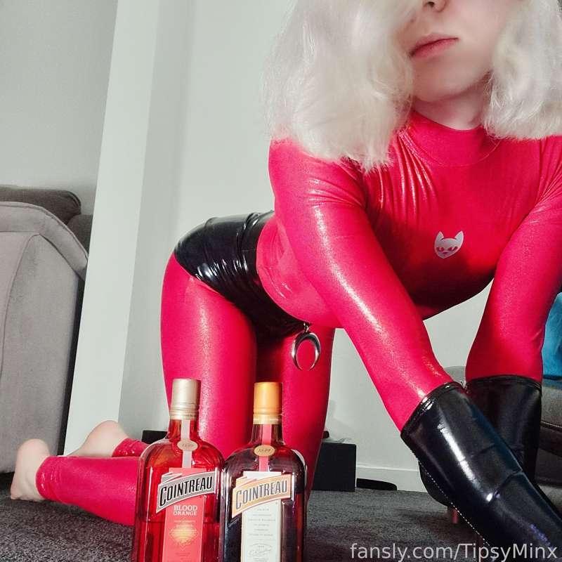 tipsyminx image #4