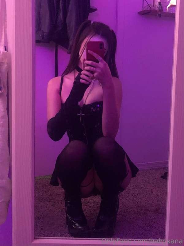 was so horny after the club i made 3 videos . 😌 here’s a tea..