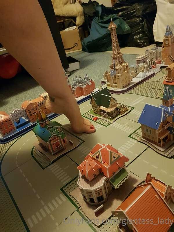 Walking barefoot through a tiny city