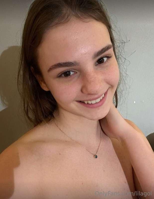 🍌💦 FREE SUBSCRIBE TODAY ONLY 💦🍌 Her @elis_os mouth and pussy..