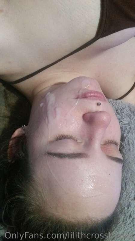It's Facial Friday!!