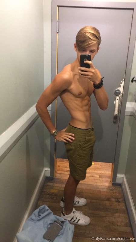 some more throwback photos since you guys seem to like those