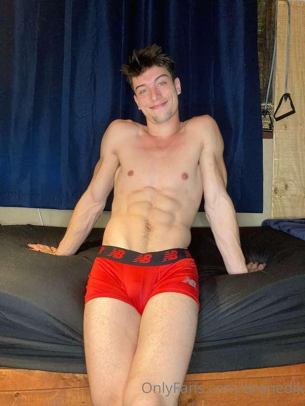 Some underwear shots I took in my bed earlier 🩲 was super so..