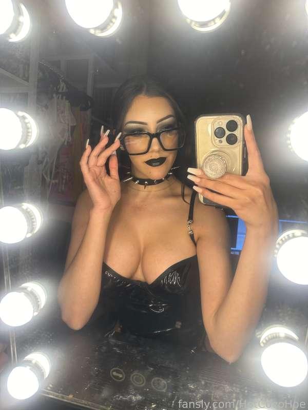 Clearly, you’re lookin fine as hell today👀


#sexting #videocall #sugarbaby #cute #bigtits #bigboobs #fyp #ass #booty #girlnextdoor 
