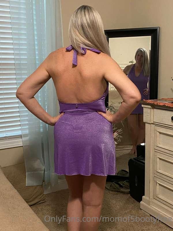 How do you guys like my Wicked Weasel dress???  Do I look go..