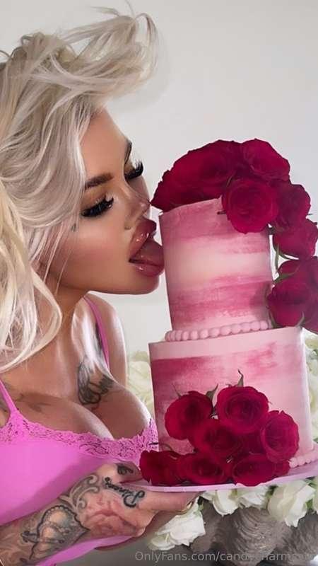 It’s my birthday 2 weeks today 🥳🥳🥳