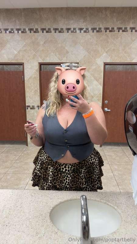 First pics are me at buc ees after a night out 😭 god I love ..