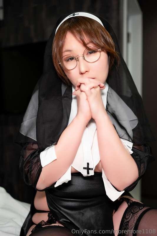 Holy Maiden？