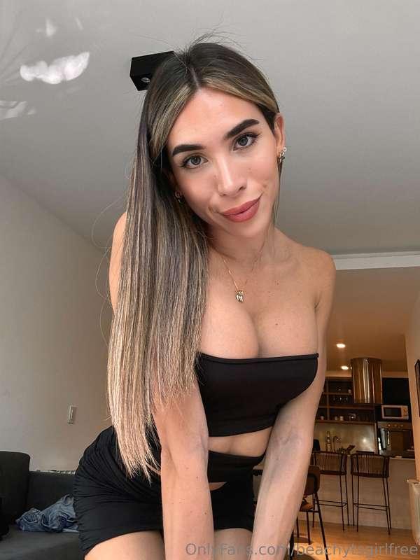 Let me be your favorite distraction today. Tap in and enjoy...