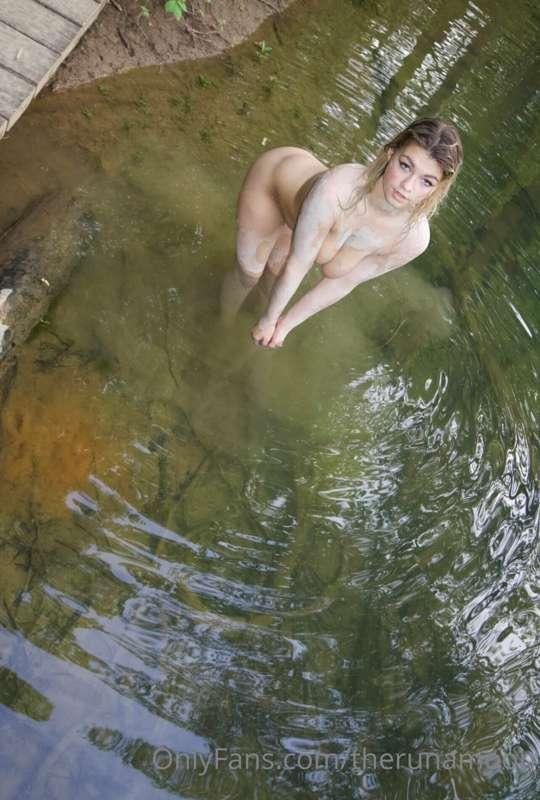 I get super horny outdoors 😈 wanna join me?