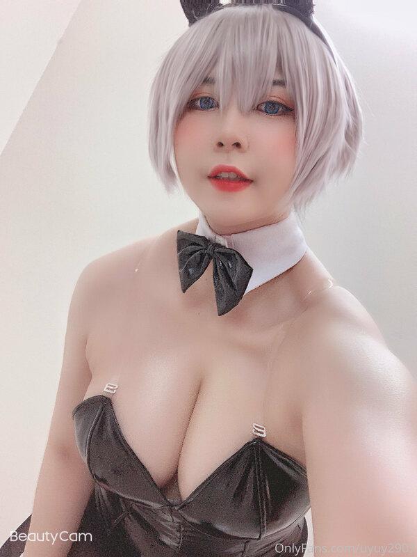 Your Kouhai Uzaki bunny is here. Who loves bunny suit? Tip m..