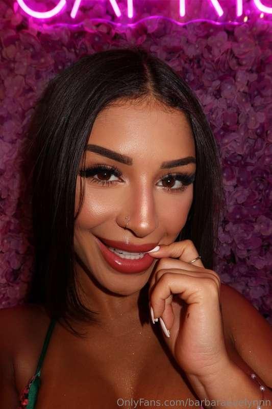 Come closer baby💋