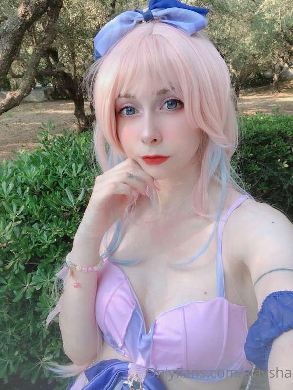 Took Kokomi to the beach today 👉👈
