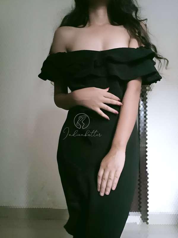On ~ Off 🖤

✨Boob flash 😉




#fyp #indian #india #desi #tits #boobs #babe