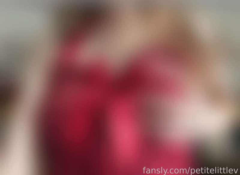 petitelittlev image #9