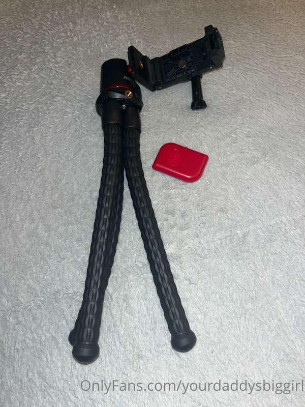 New tripod arrived. All kinds of fun shots coming for y’all ..