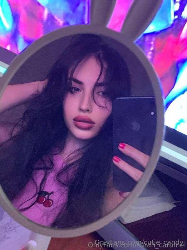 @sarah_caramel 😇 wants to play with you! She will unlock you..