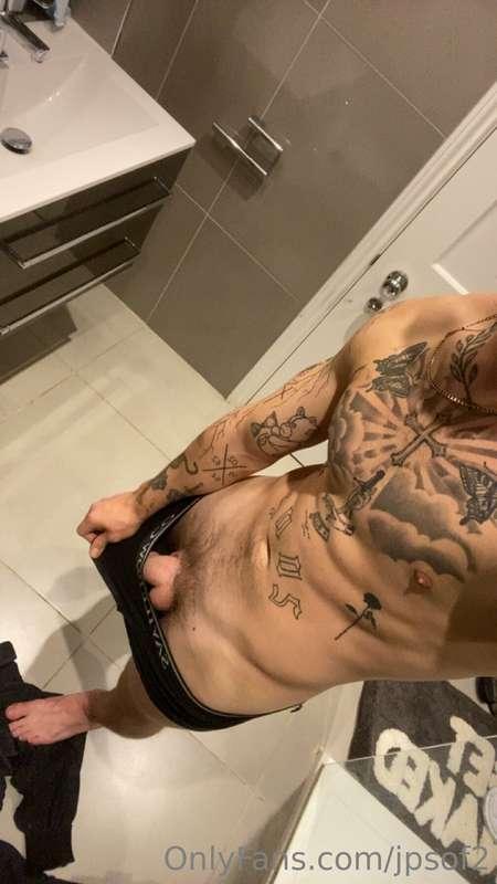 filming all mu custom content today ;) if u want a vid let m..