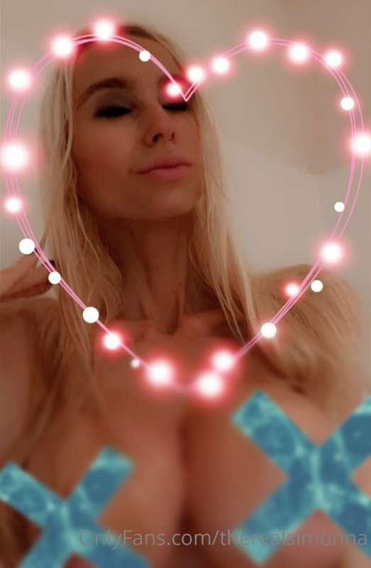 Who wanna MORE?👅 —> tips😈
Kas nori daugiau hot duso kadru?👅😈