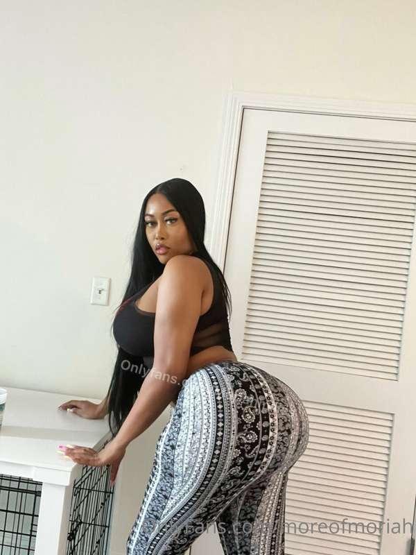 Are you ready to handle my big ass daddy? I'm sure you'll be..