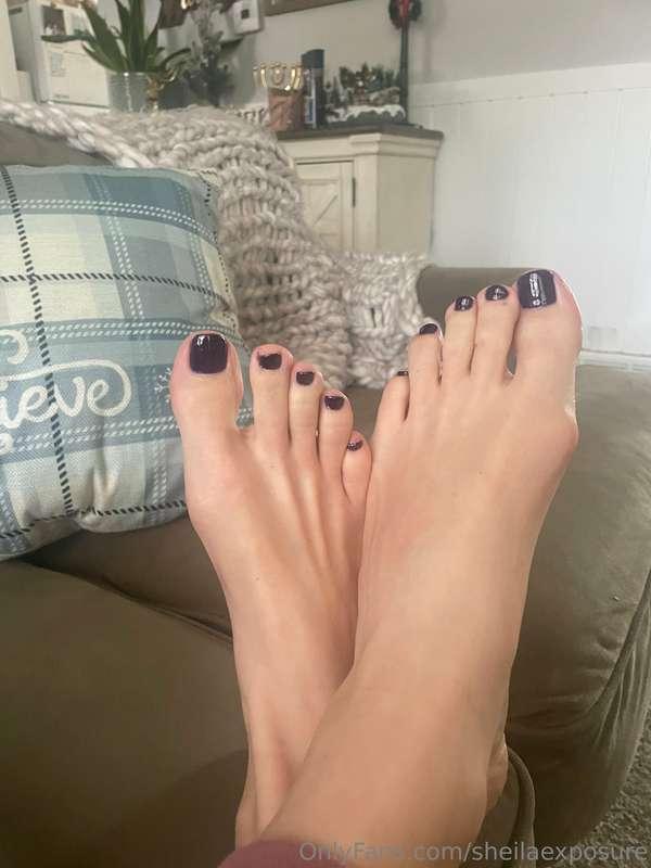 I got my toes done for my big dick ex boyfriend. He had thes..