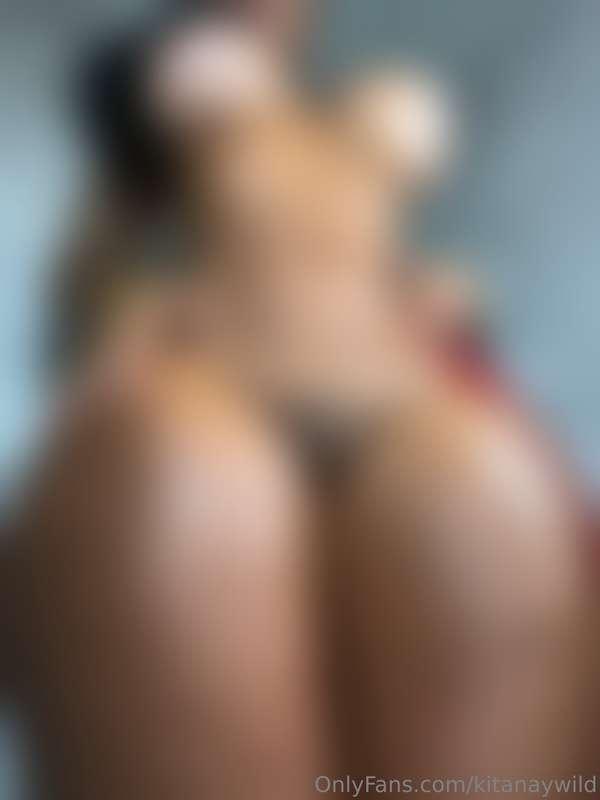 Unlock my full set of 5 with a nude included😈💦Message my kit..