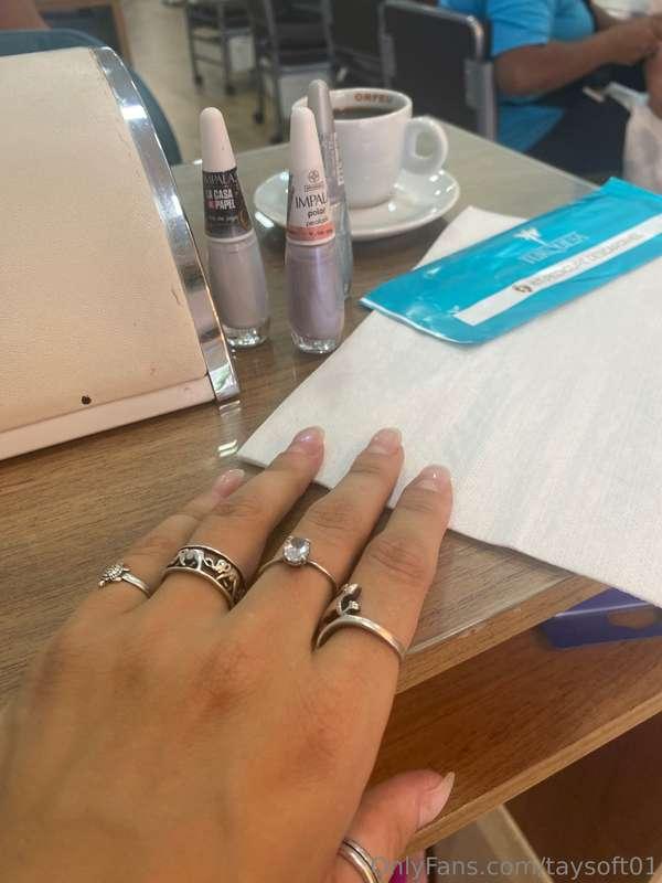 Taking care of me for you 😏💅🏻