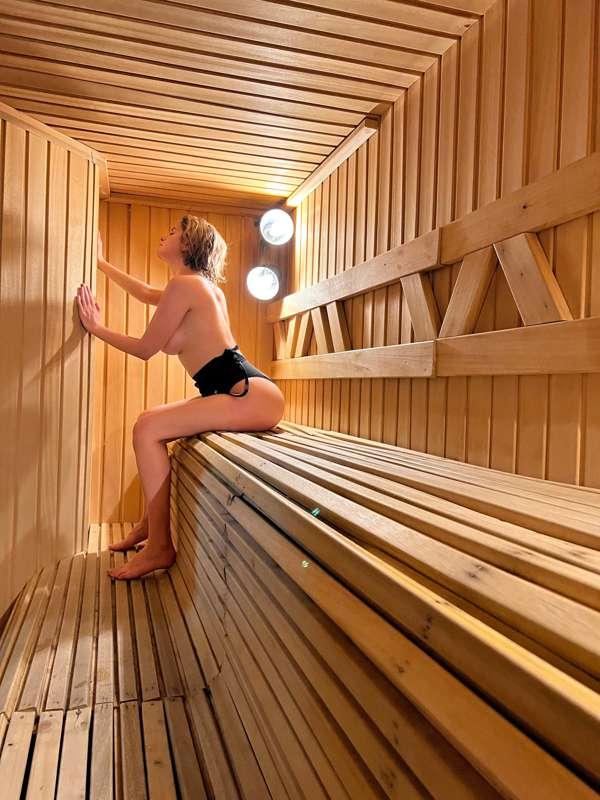 When its to cold outside, sauna becomes best place 😌
Would y..