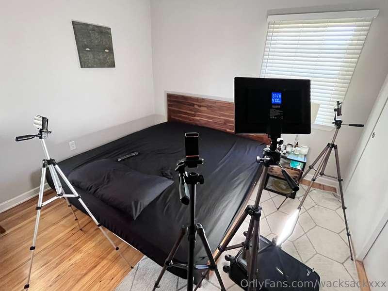 SETUP/BTS: The setup scheme for the new clip dropping tomorr..
