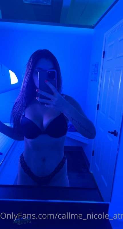 Tip $10 to get the tanning bed videos 🔥😜