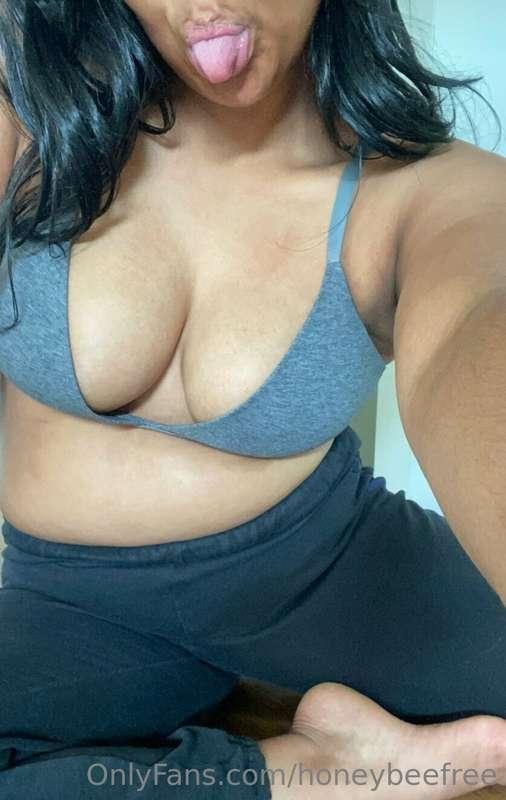 -60 % pre teba 😋 
Čakám ťa 🥰
https://onlyfans.com/honeybe.e