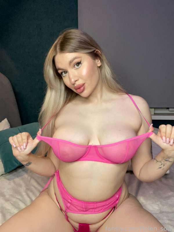 I think this bra is small for me 🍫

#fyp #bigboobs #blonde #squirt #anal #videocalls 
