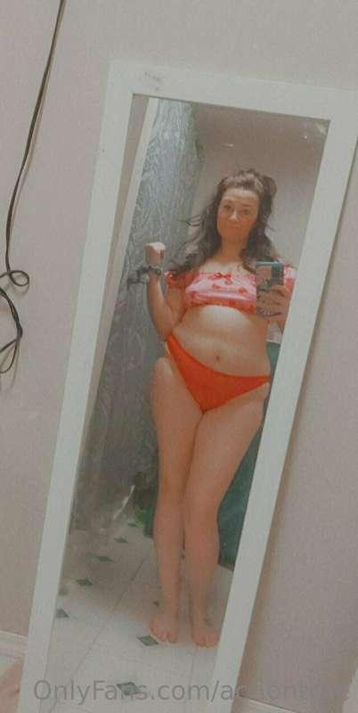 🍆 cute milf loves dick 🍆

💙 free page @breazy27free 💙

🍑60% ..