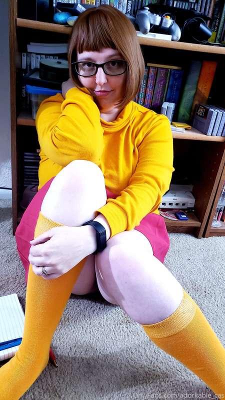 Jinkies!! Can you help me find my glasses?